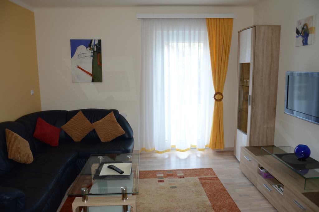 Ferienwohnung Haus Thon Bodensdorf Zimmer foto